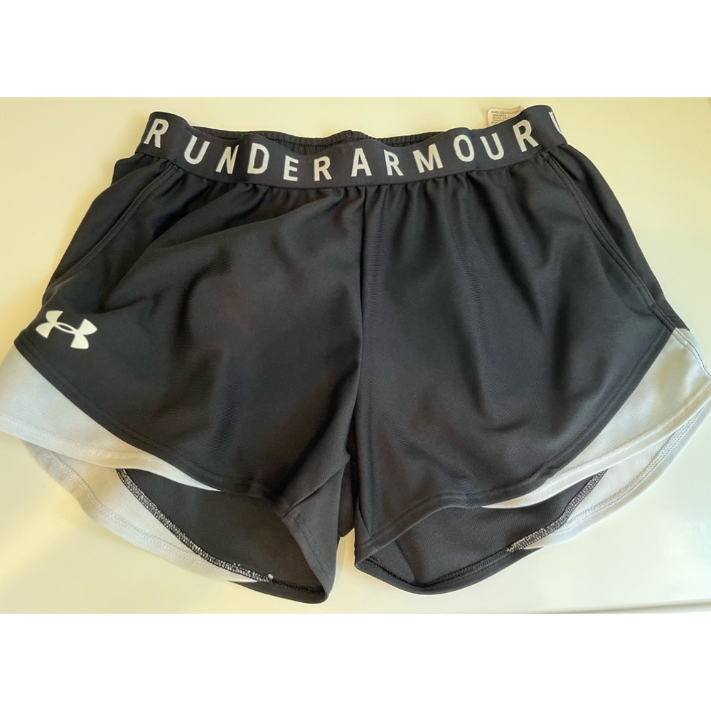 Lightweight athletic/running shorts